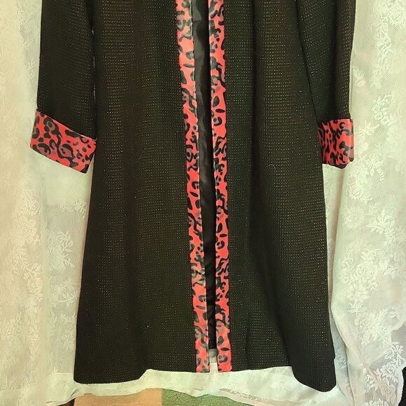 Ashro Black Trench Coat with Faux Red Leopard Print Trim, Gold Threading Size 20 - Picture 6 of 14